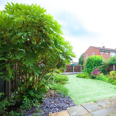 Gorgeous Manchester Home With Garden & Parking Экстерьер фото