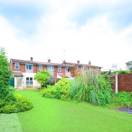 Gorgeous Manchester Home With Garden & Parking Экстерьер фото
