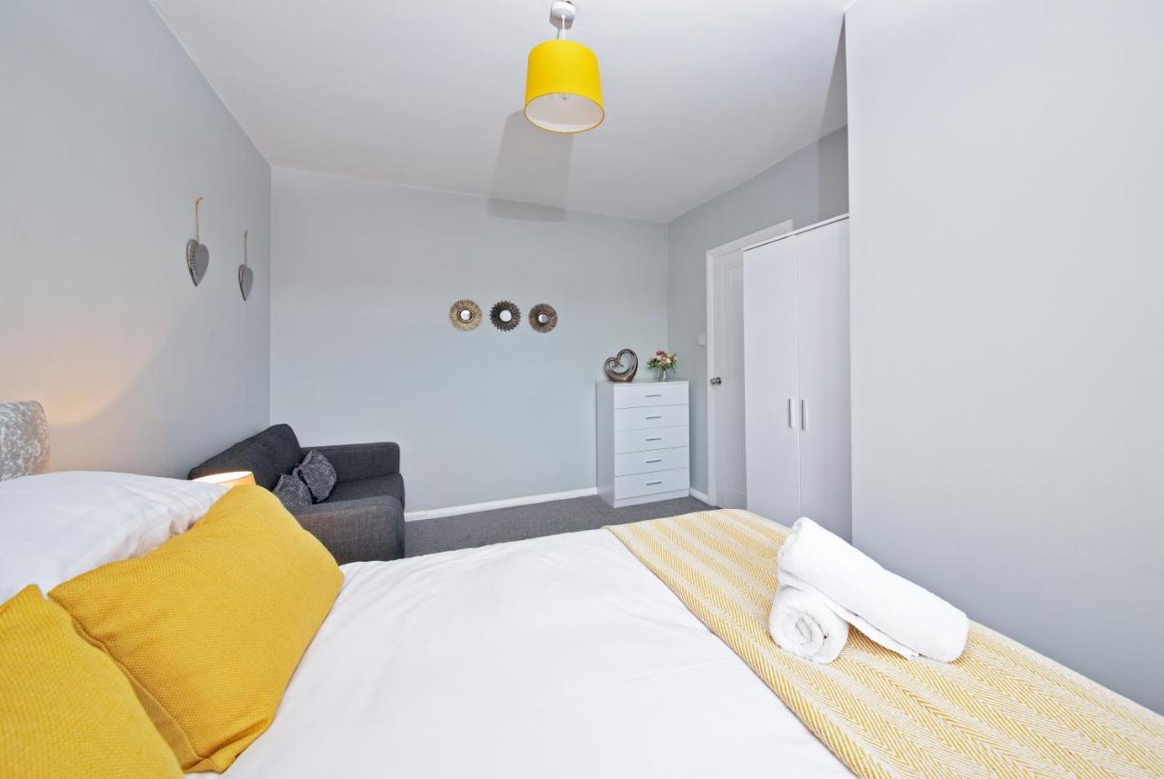 Gorgeous Manchester Home With Garden & Parking Экстерьер фото